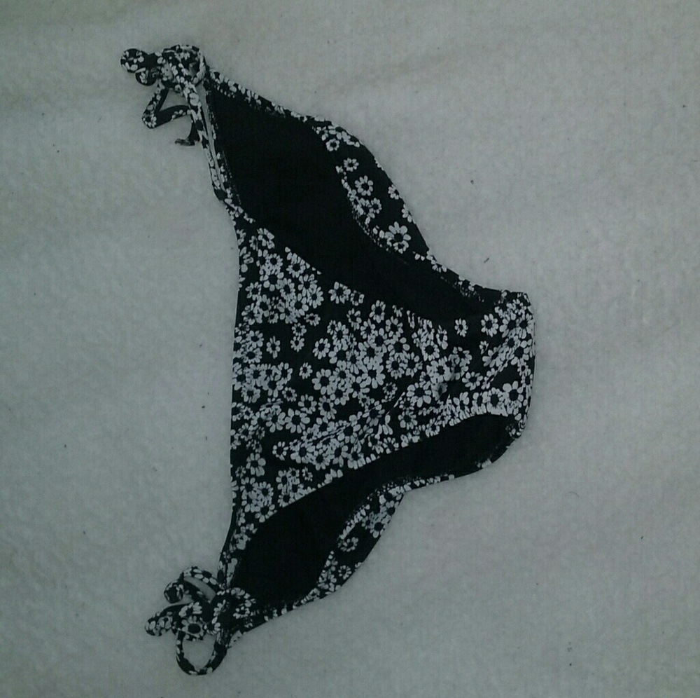 Flower bikini bottoms